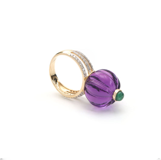 Natural Amethyst Carving Balls and Emerald Round Cabs 14K gold ring side angle - NFJSD-1036