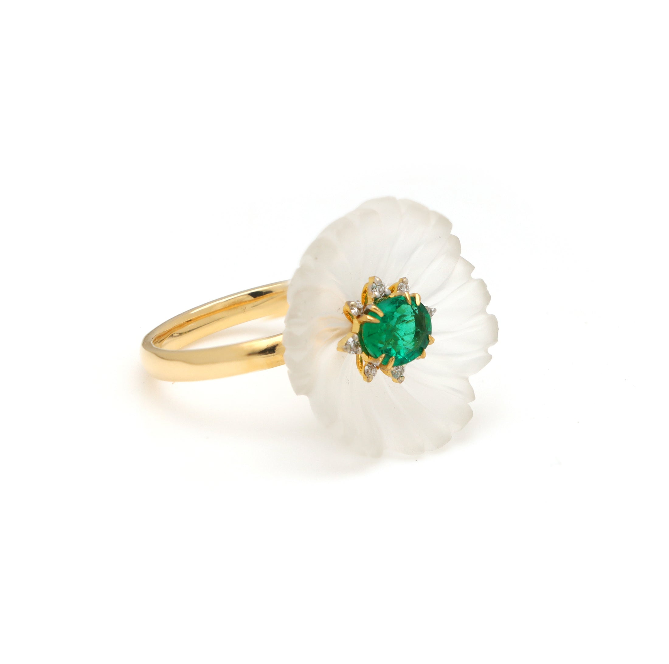 Natural Crystal Carving and Emerald 18K gold ring close-up detail - NFJSD-1763