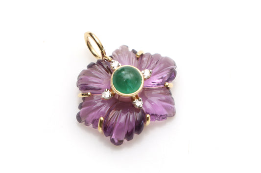 Natural Emerald Round Cabs and Amethyst Carving Flower 14K gold charm front view - NFJSD-1235