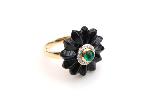 Natural Black Onyx Flower and Emerald Round Cabs 14K gold ring front view - NFJSD-1069