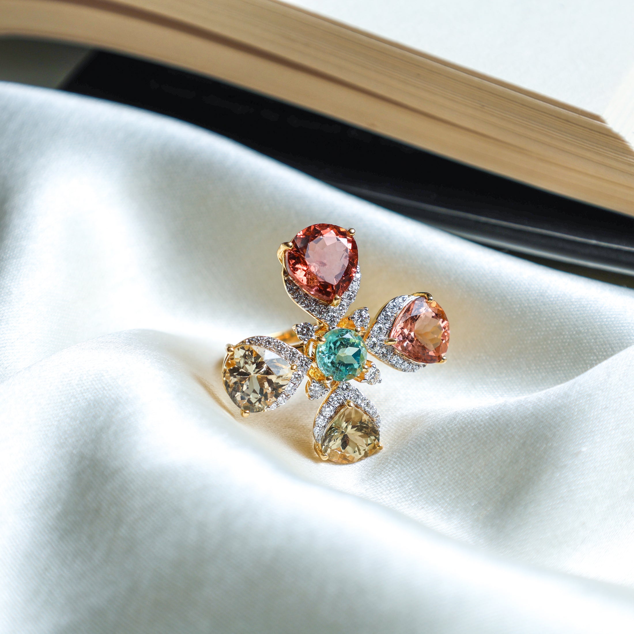 Natural Tourmaline 18K gold ring close-up detail - NFJSD-1609