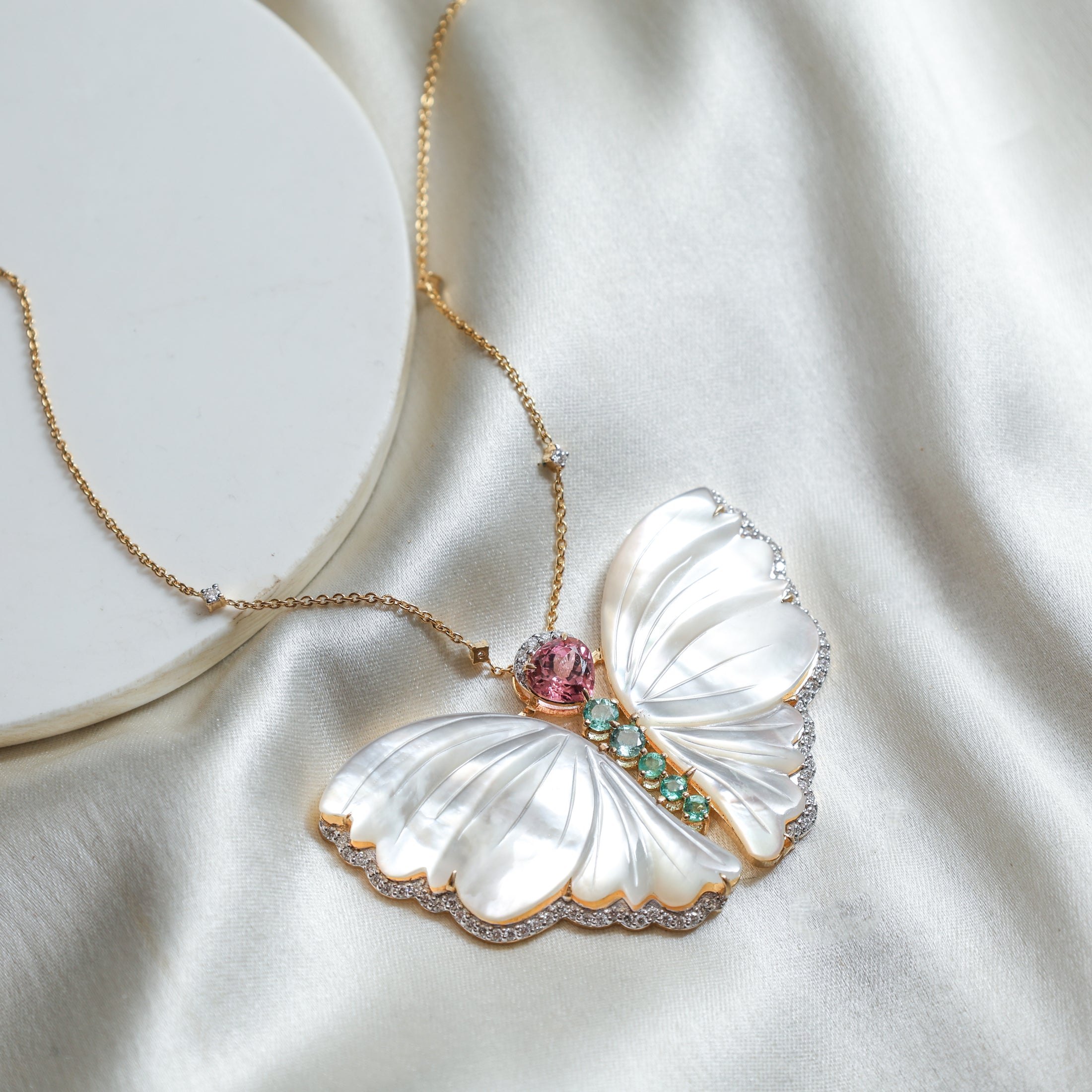 Natural MOP Carving and Tourmaline 18K gold necklace close-up detail - NFJSD-1743